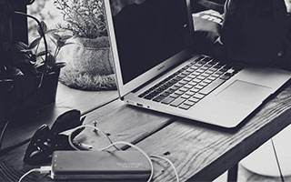 足坛惊魂夜！皇马3-2逆转取胜马竞；曼城2-0阿森纳加冕英联冠军